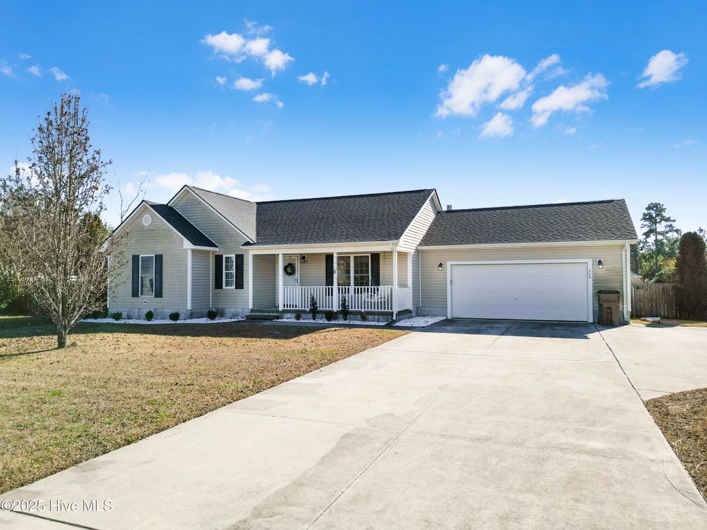 Photo of 305 Murphy Drive, Jacksonville, NC 28540 (MLS # 100545933)