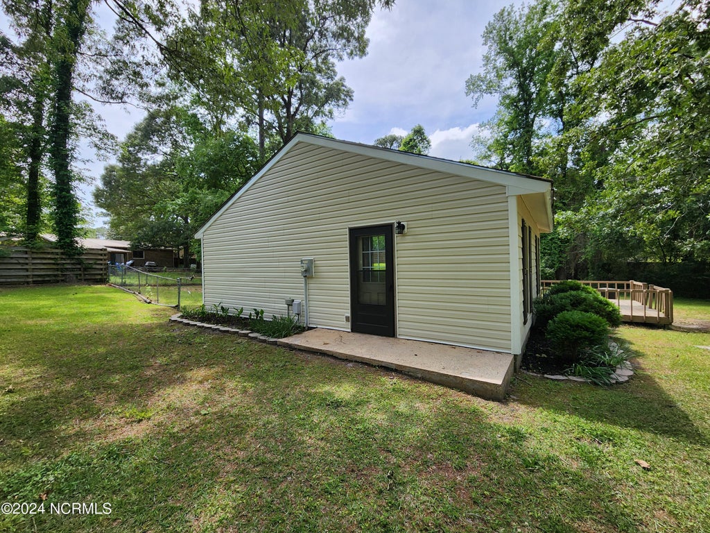 Photo of 308 Majestic Lane, Jacksonville, NC 28546 (MLS # 100609372)