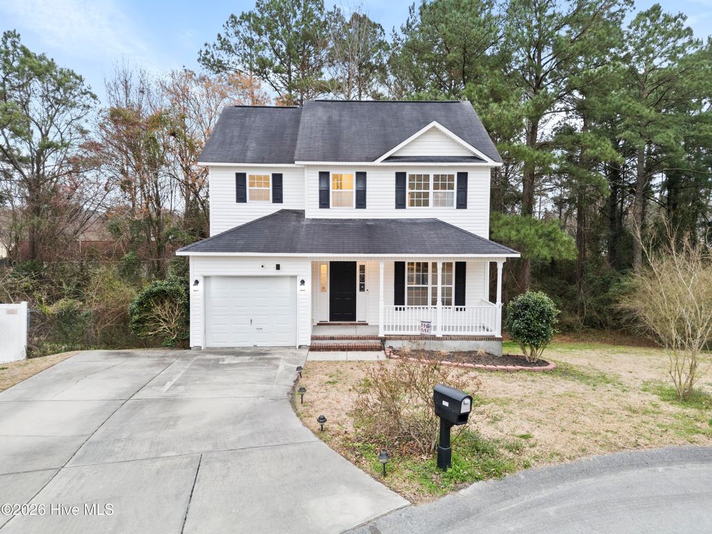 Photo of 3025 Oakwood Drive, Jacksonville, NC 28546 (MLS # 100557847)