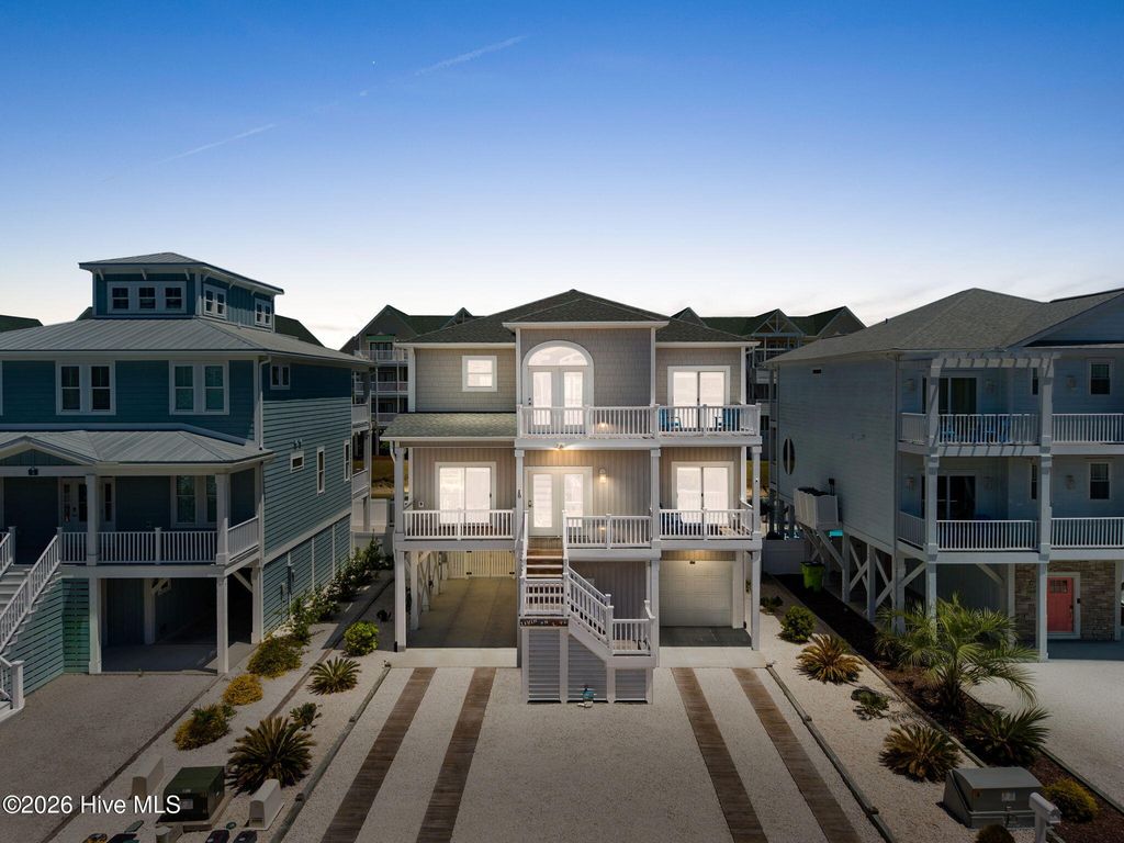 Photo of 10 Via Dolorosa Drive, Ocean Isle Beach, NC 28469 (MLS # 100571671)