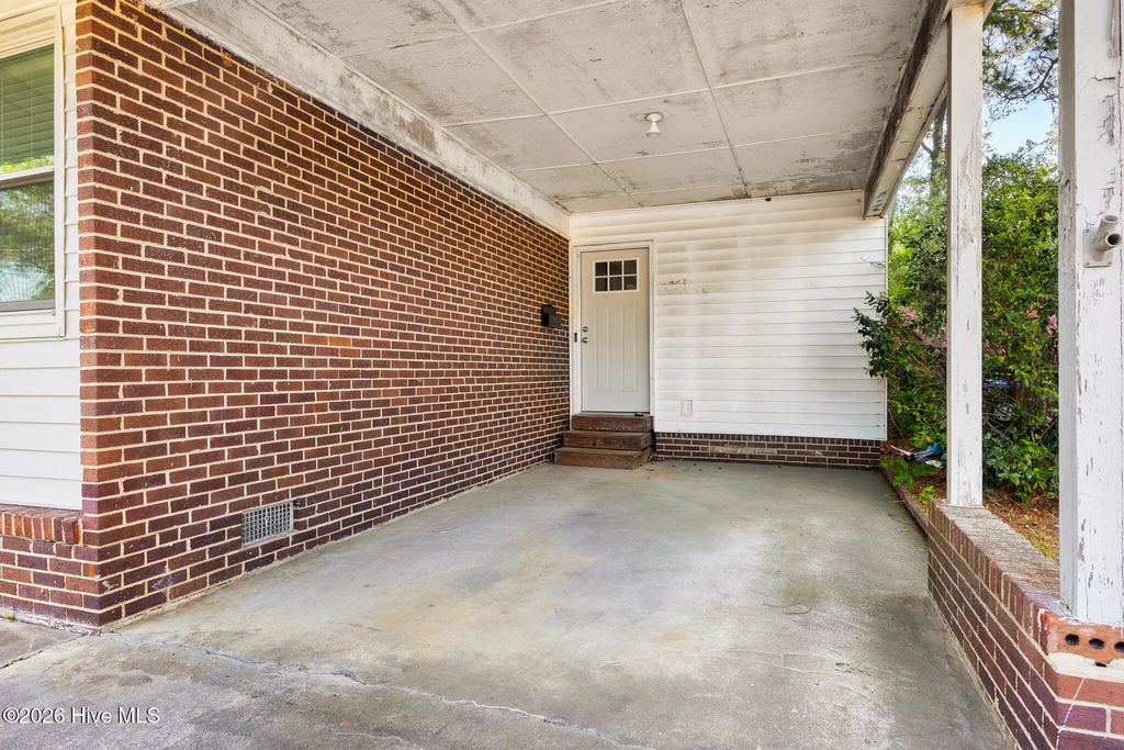 Photo of 302 W 3rd Avenue, Raeford, NC 28376 (MLS # 100567761)