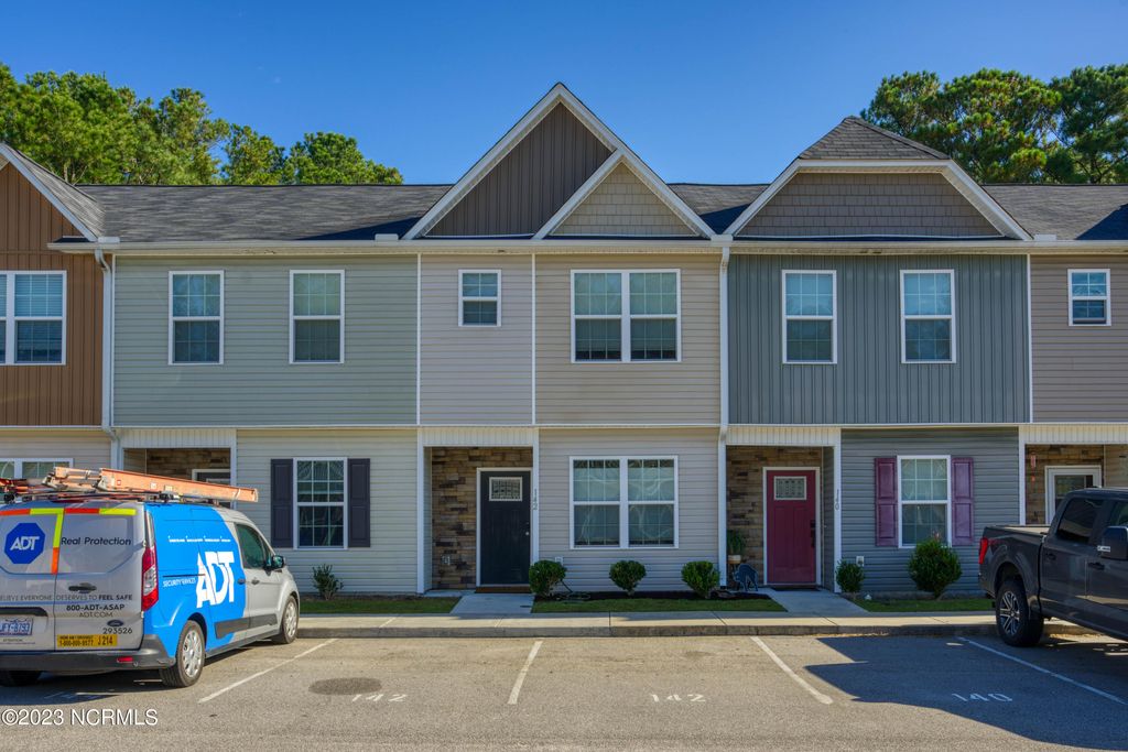 Photo of 142 Beacon Woods Drive, Holly Ridge, NC 28445 (MLS # 100545817)