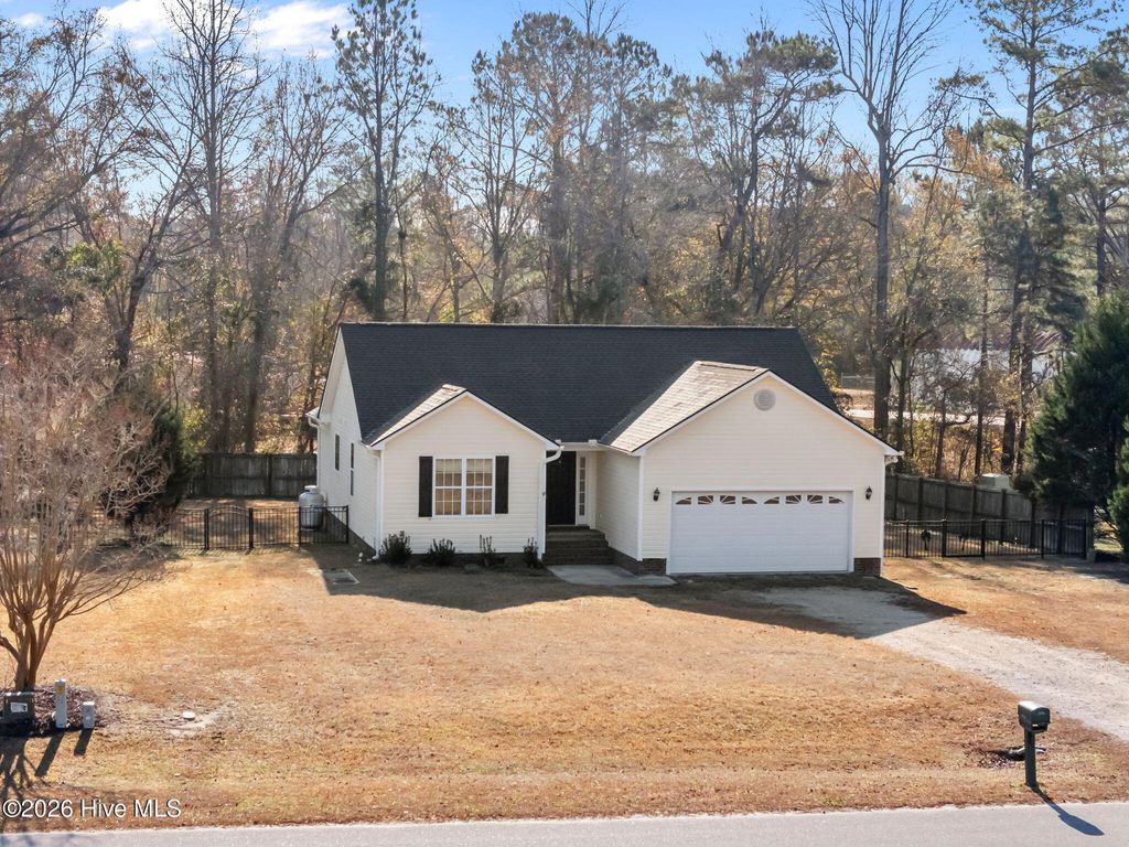 Photo of 2480 Cardinal Avenue NW, Longwood, NC 28452 (MLS # 100522490)