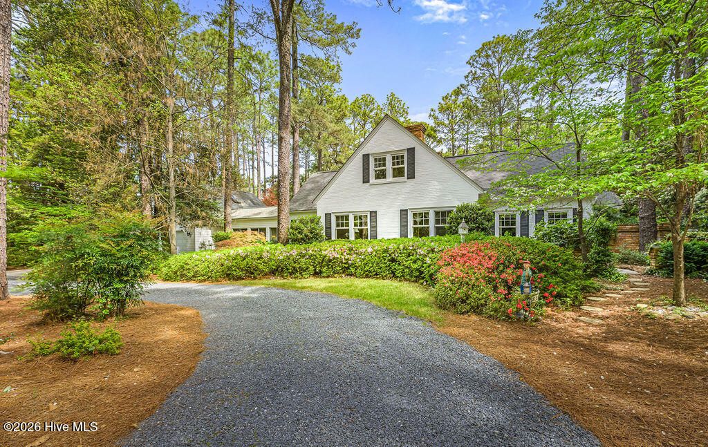 Photo of 1335 Midland Road, Southern Pines, NC 28387 (MLS # 100575295)