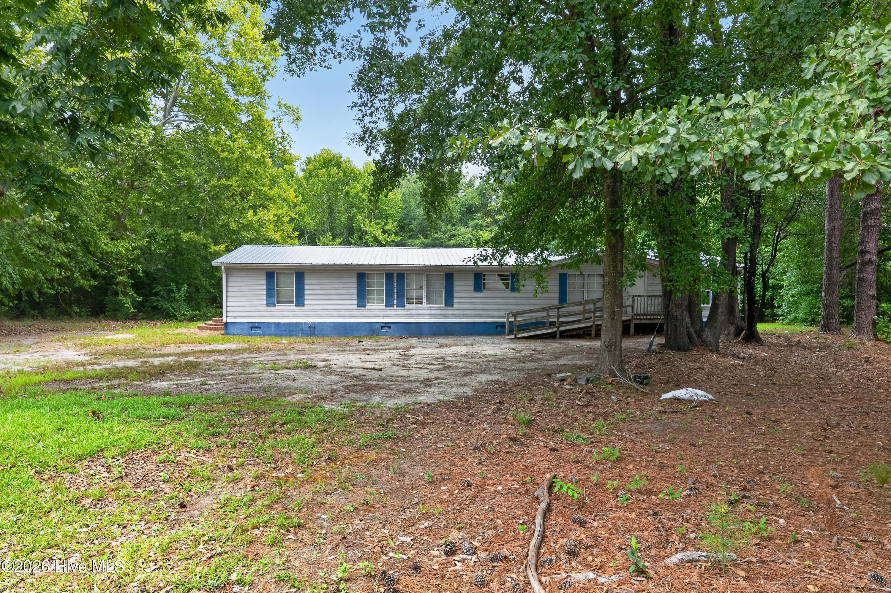 123 Hailey Ames Drive, Hoffman, NC, 28347