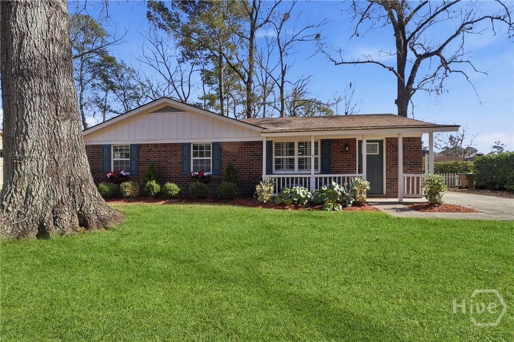 Photo of 220 Pinecrest Place, Pooler, GA 31322 (MLS # SA347415)