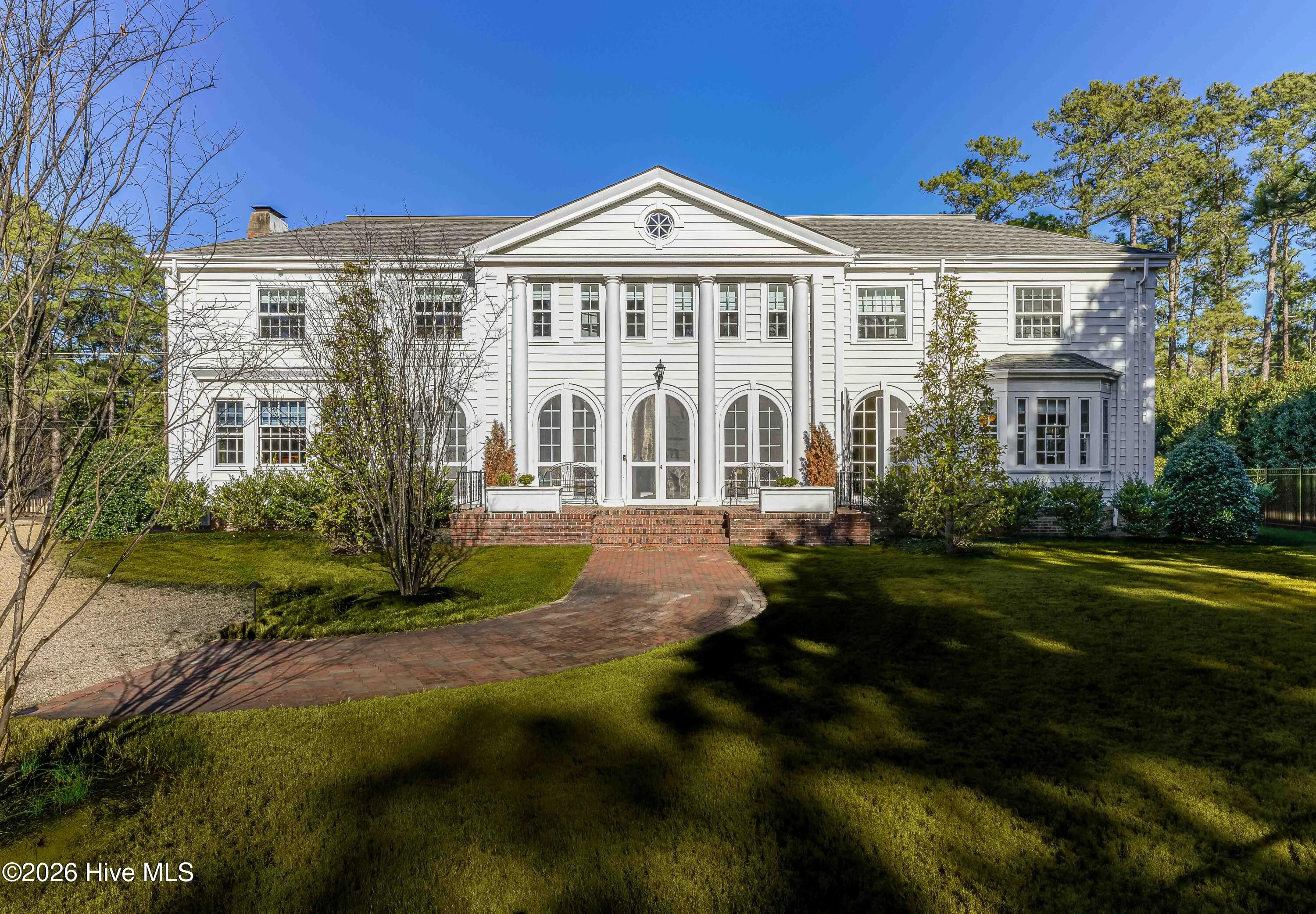 12 E Barrett Road