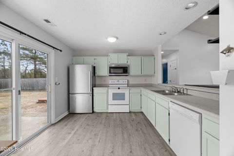 Tiny photo for 405 Hooks Lane, Hubert, NC 28539 (MLS # 100556081)