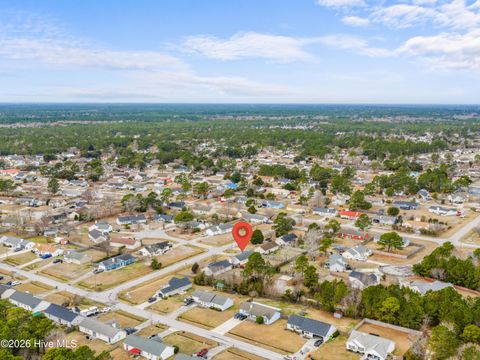 Tiny photo for 405 Hooks Lane, Hubert, NC 28539 (MLS # 100556081)