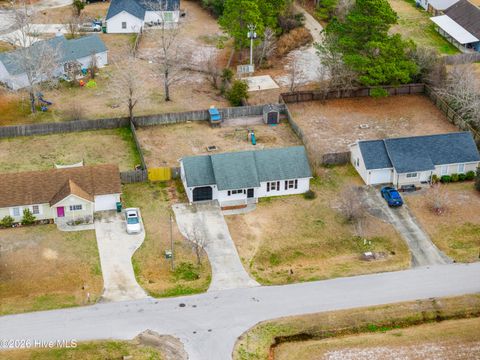 Tiny photo for 405 Hooks Lane, Hubert, NC 28539 (MLS # 100556081)