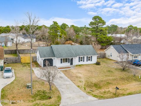 Tiny photo for 405 Hooks Lane, Hubert, NC 28539 (MLS # 100556081)