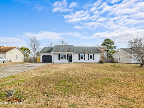 Tiny photo for 405 Hooks Lane, Hubert, NC 28539 (MLS # 100556081)