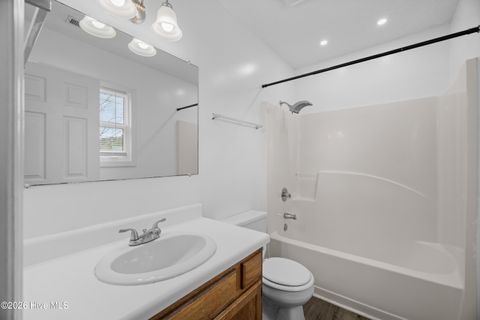 Tiny photo for 405 Hooks Lane, Hubert, NC 28539 (MLS # 100556081)