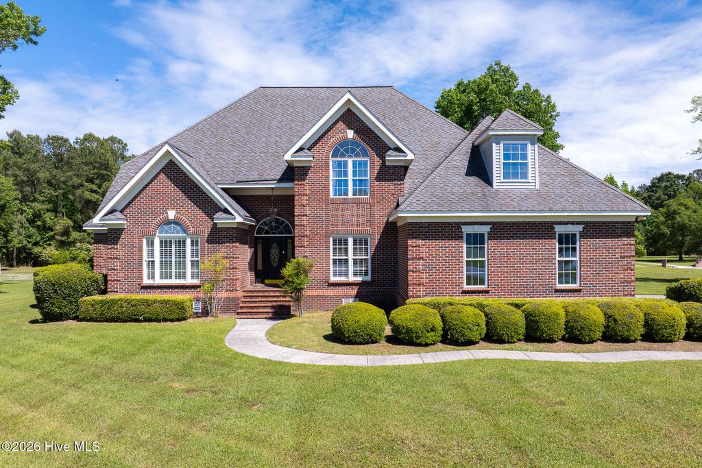 Photo of 305 Harvest Drive, Jacksonville, NC 28540 (MLS # 100570266)