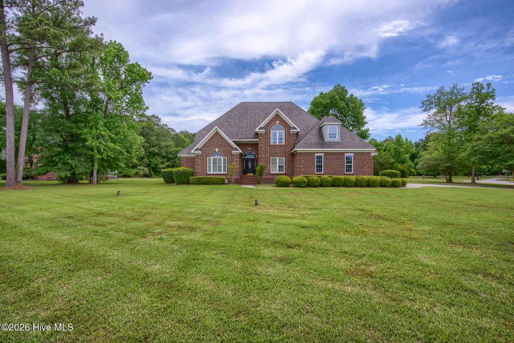 Photo of 305 Harvest Drive, Jacksonville, NC 28540 (MLS # 100570266)