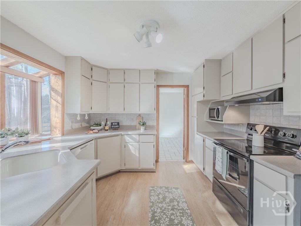 Photo of 3053 Pointe Court, Snellville, GA 30039 (MLS # CL347974)