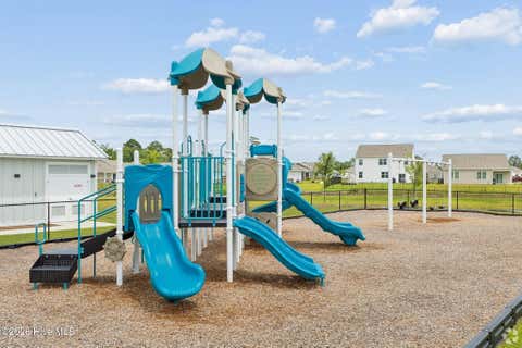 Tiny photo for 180 Cashmere Court #Unit 30, Wilmington, NC 28411 (MLS # 100597452)