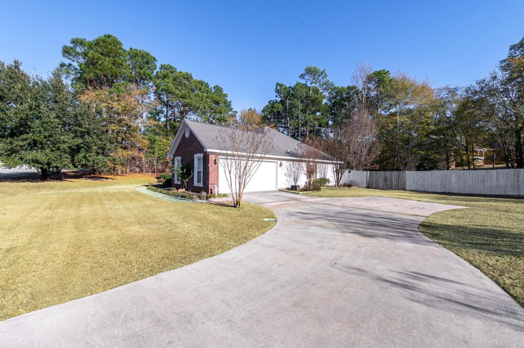 Photo of 139 Midland Pines Drive, Graniteville, SC 29829 (MLS # 550312)