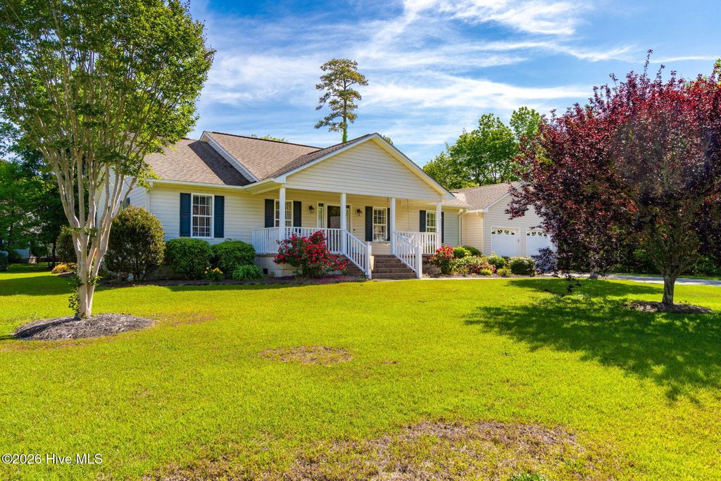 Photo of 126 Tiffany Way, Beaufort, NC 28516 (MLS # 100570873)