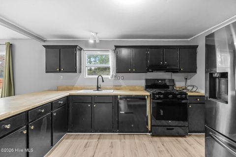 Tiny photo for 107 Piney Creek Court, Holly Ridge, NC 28445 (MLS # 100556050)