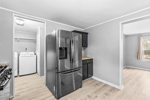 Tiny photo for 107 Piney Creek Court, Holly Ridge, NC 28445 (MLS # 100556050)