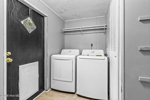 Tiny photo for 107 Piney Creek Court, Holly Ridge, NC 28445 (MLS # 100556050)