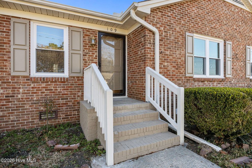 Photo of 109 John Avenue, Greenville, NC 27858 (MLS # 100550597)