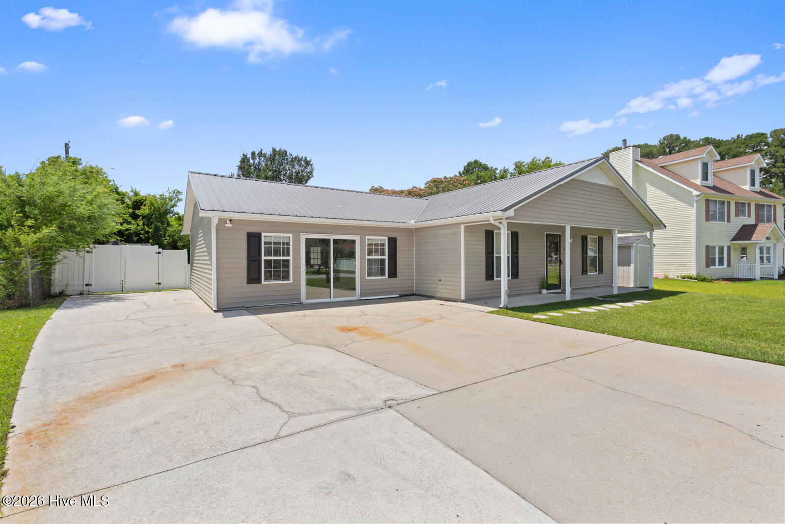 333 Little John Lane