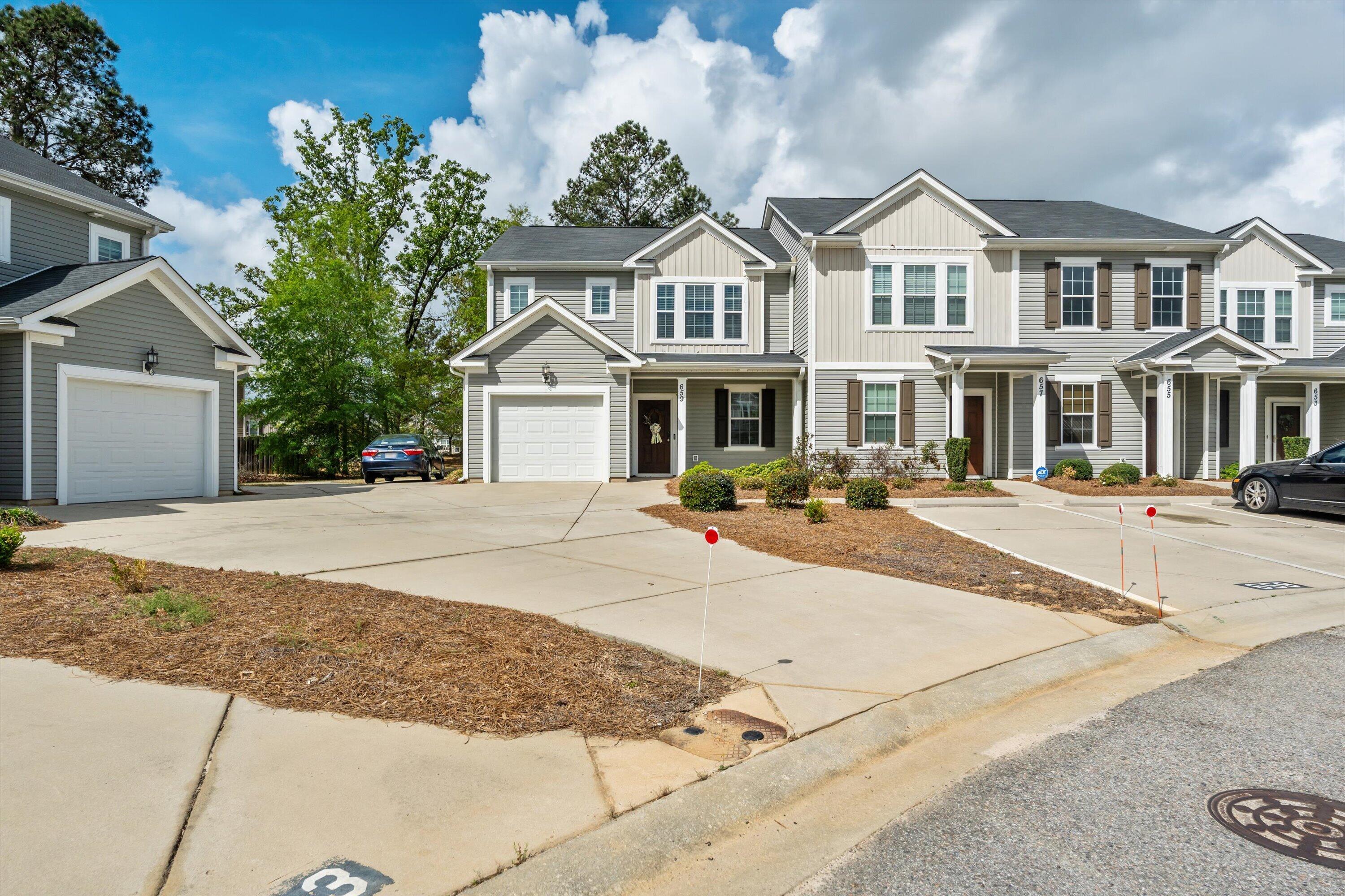 659 Aberdeen Circle