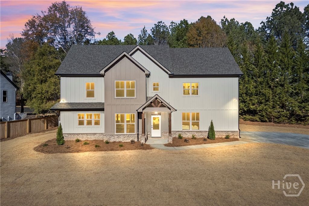 Photo of 1040 Greenwood Circle, Madison, GA 30650 (MLS # CL345833)