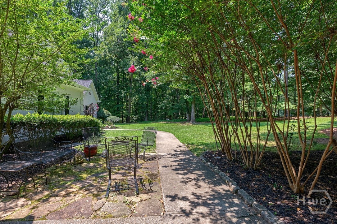 152 Thornhill Drive
