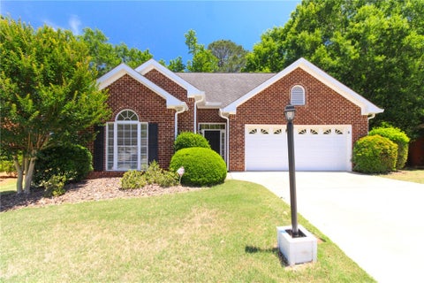 Homes For Sale - 116 Huntington Shoals Drive<br/> Clarke County, Athens, GA 30606