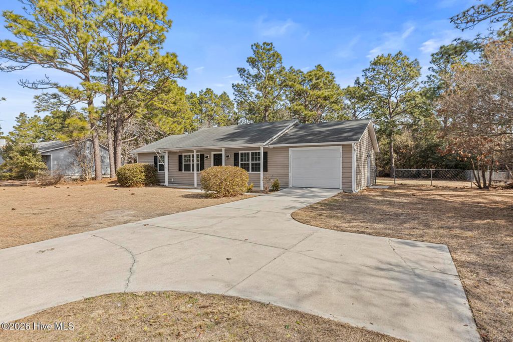 Photo of 549 Sand Ridge Road, Hubert, NC 28539 (MLS # 100555475)