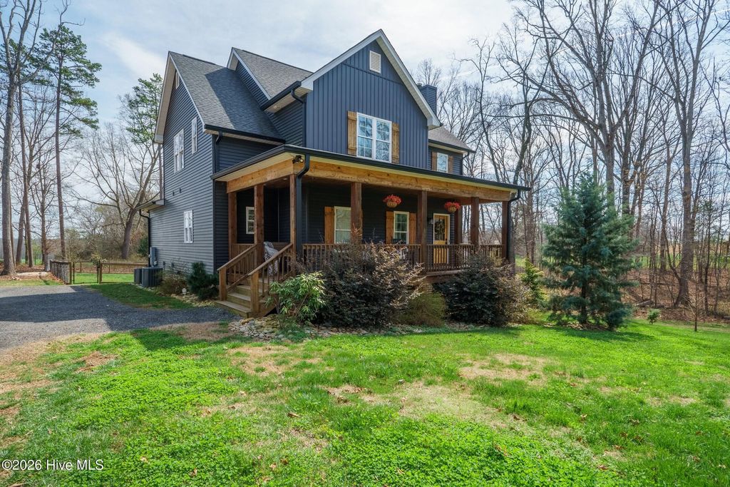 Photo of 160 Mullis Road, Harmony, NC 28364 (MLS # 100557875)