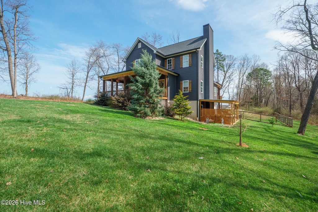 Photo of 160 Mullis Road, Harmony, NC 28364 (MLS # 100557875)