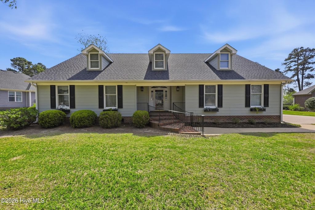Photo of 2123 Rivershore Road, Elizabeth City, NC 27909 (MLS # 100562842)