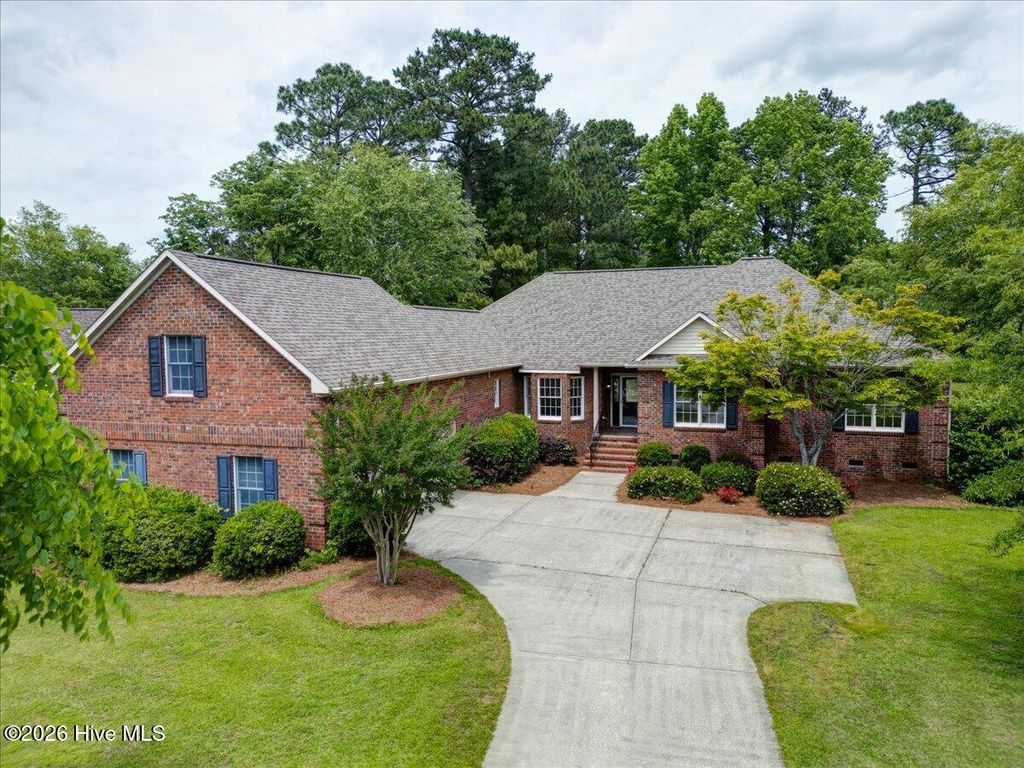 Photo of 606 Taberna Circle, New Bern, NC 28562 (MLS # 100572392)