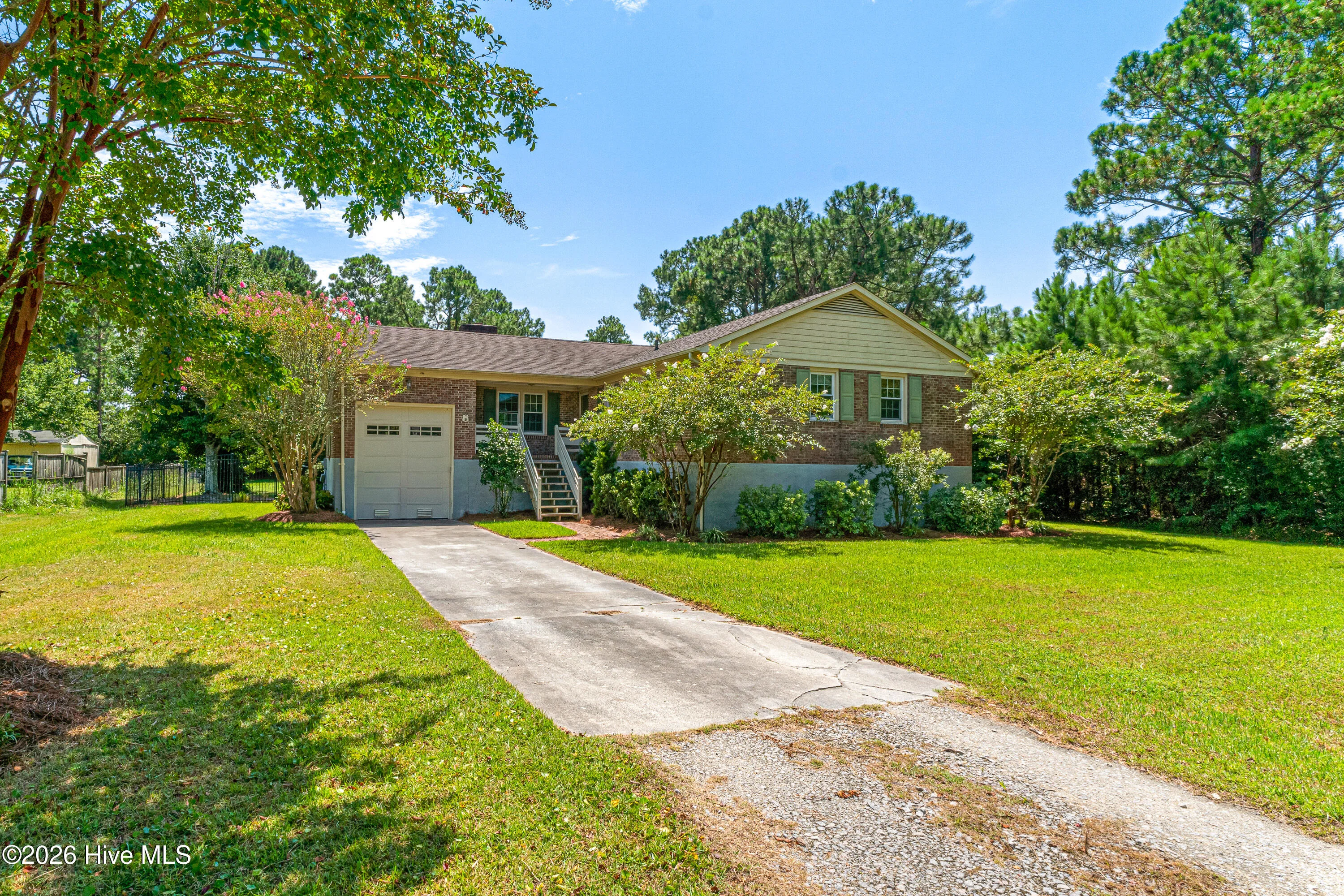 109 Pleasant Drive