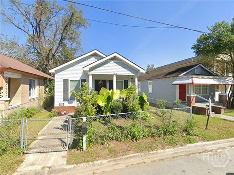 Photo of 1328 New Castle St St, Savannah, GA 31415 (MLS # SA353426)