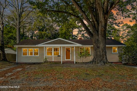 Tiny photo for 626 Rosemont Avenue, Wilmington, NC 28403 (MLS # 100544796)