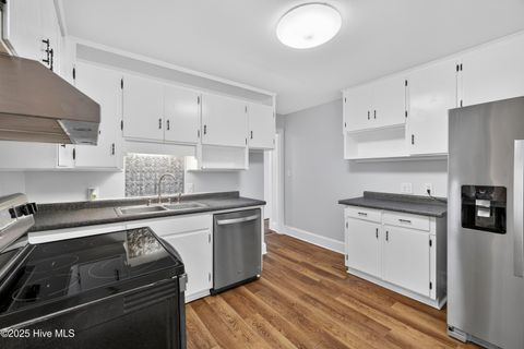 Tiny photo for 626 Rosemont Avenue, Wilmington, NC 28403 (MLS # 100544796)