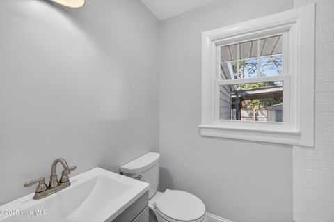 Tiny photo for 626 Rosemont Avenue, Wilmington, NC 28403 (MLS # 100544796)