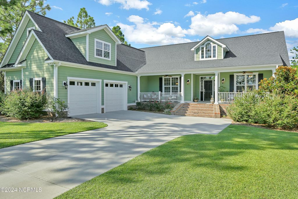 Photo of 2746 Oak Forest Drive, Southport, NC 28461 (MLS # 100577042)