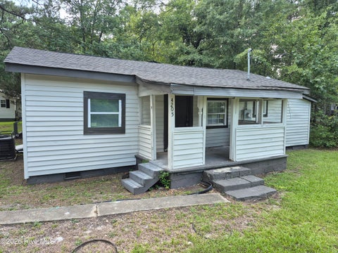 Homes For Sale - 4205 Carroll Avenue<br/> Rocky Mount, NC 27804