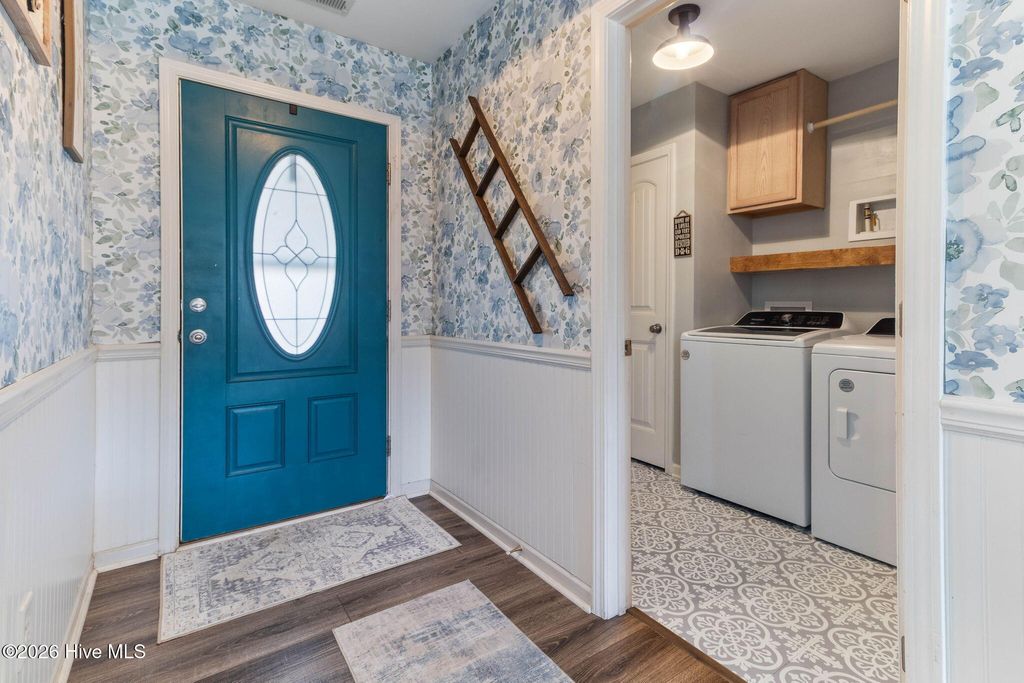 Photo of 233 Merin Height Road, Jacksonville, NC 28546 (MLS # 100556035)