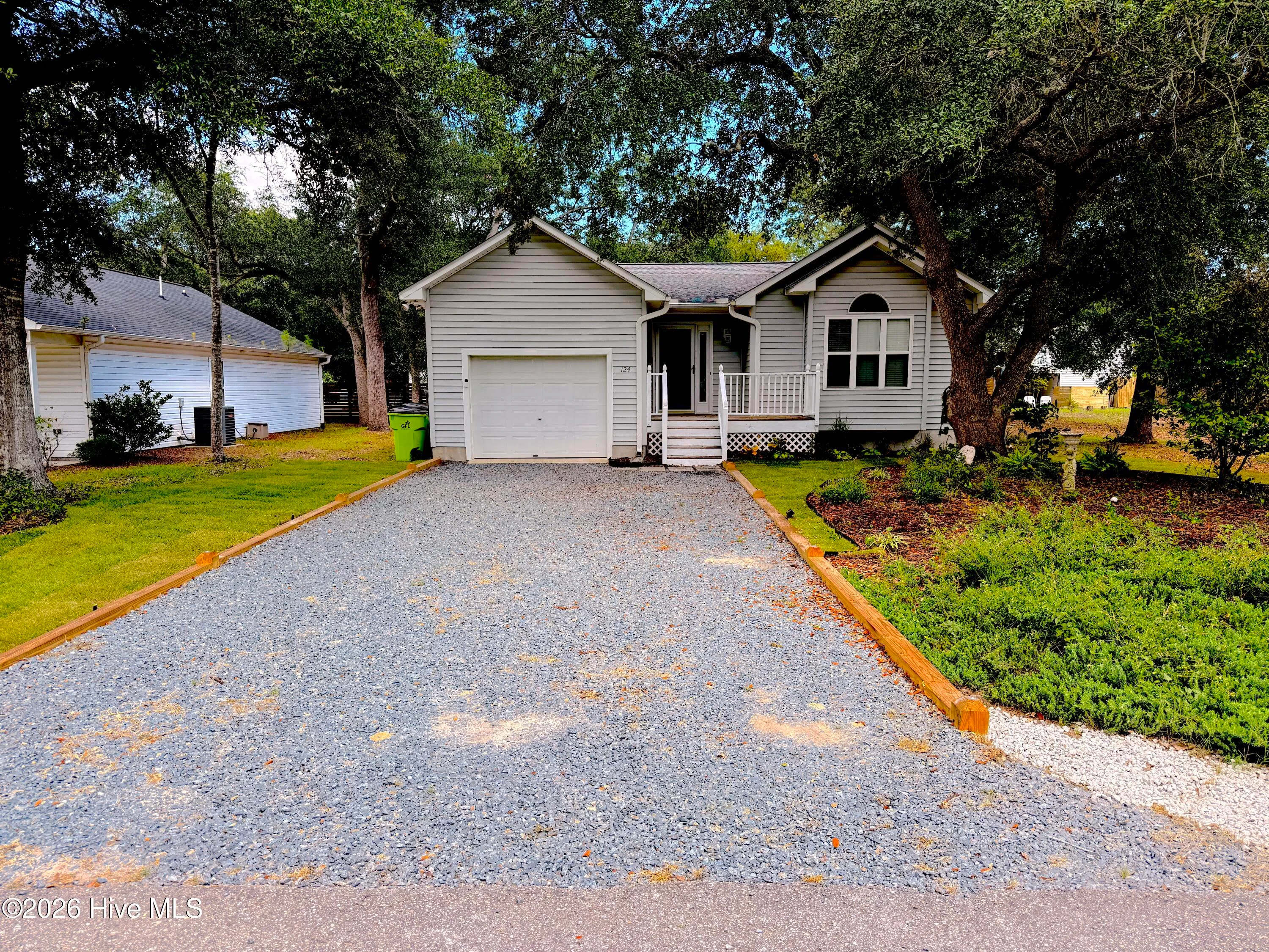 124 NW 8th Street