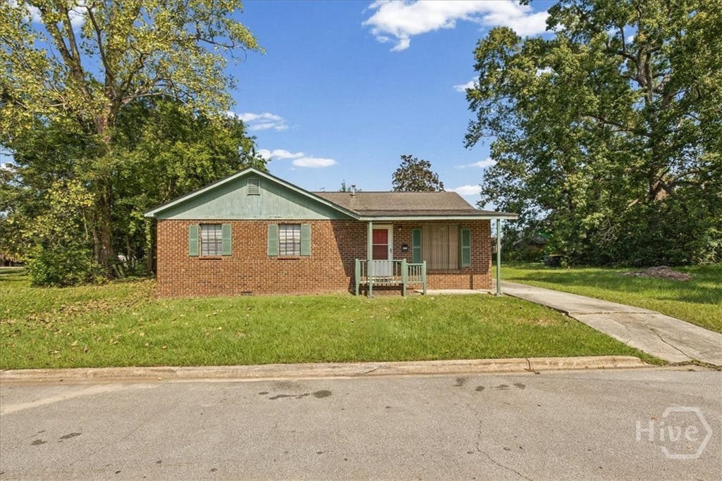 Photo of 1130 W 49th Street, Savannah, GA 31405 (MLS # SA366128)