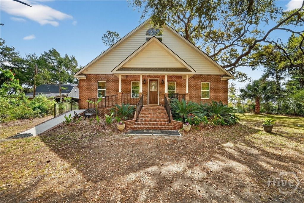 Photo of 725 Youmans Road, Midway, GA 31320 (MLS # SA352892)