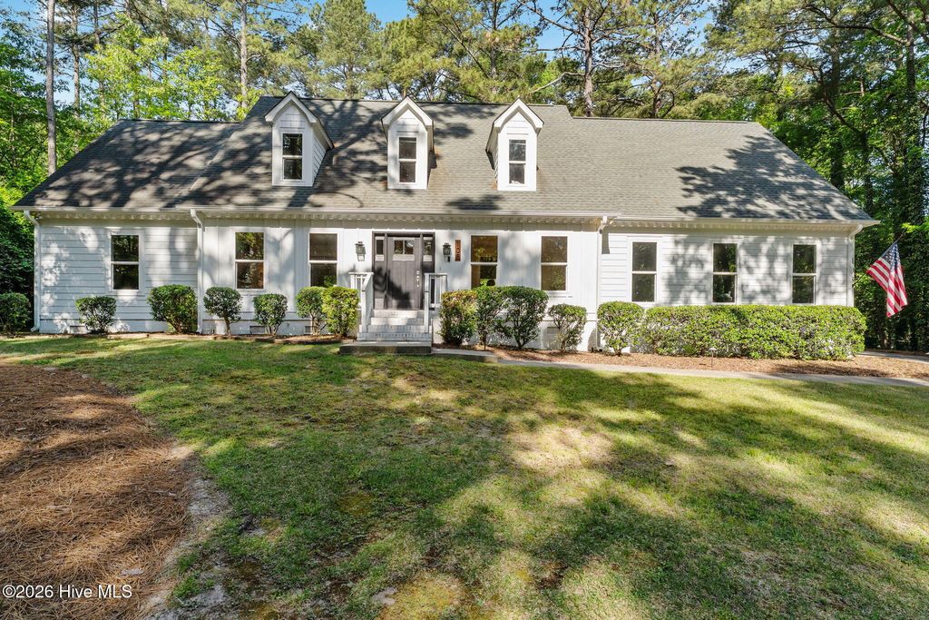 Photo of 108 James Creek Road, Southern Pines, NC 28387 (MLS # 100569748)