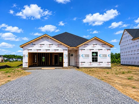 Homes For Sale - 37 Fiddleneck Court<br/> Selma, NC 27576